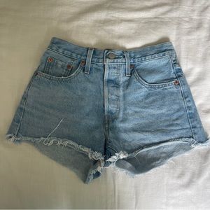 LEVI SHORTS